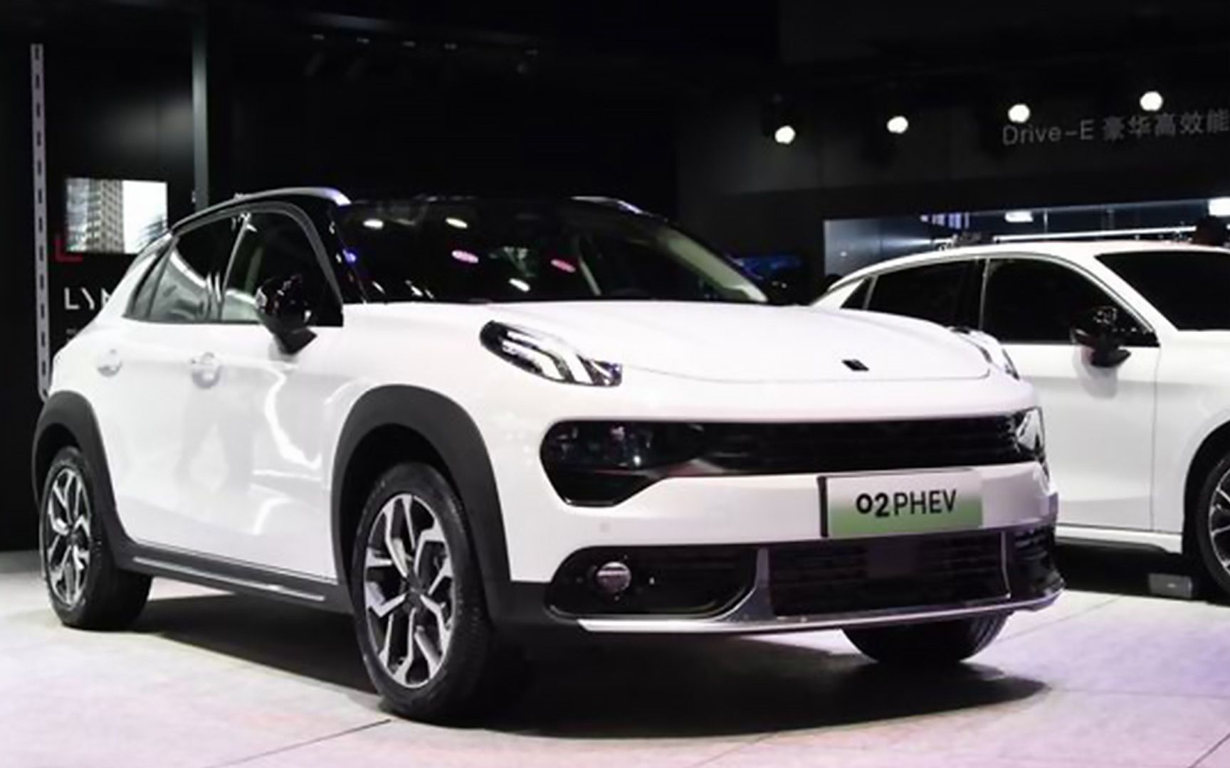 电动go|百公里油耗仅1.6l 领克02 phev带你走进新能源汽车的大门