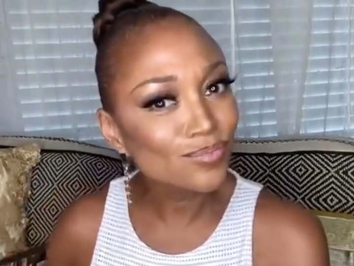 的状态/口哨a6】chanté moore直播唱three little birds 翻唱maroon5