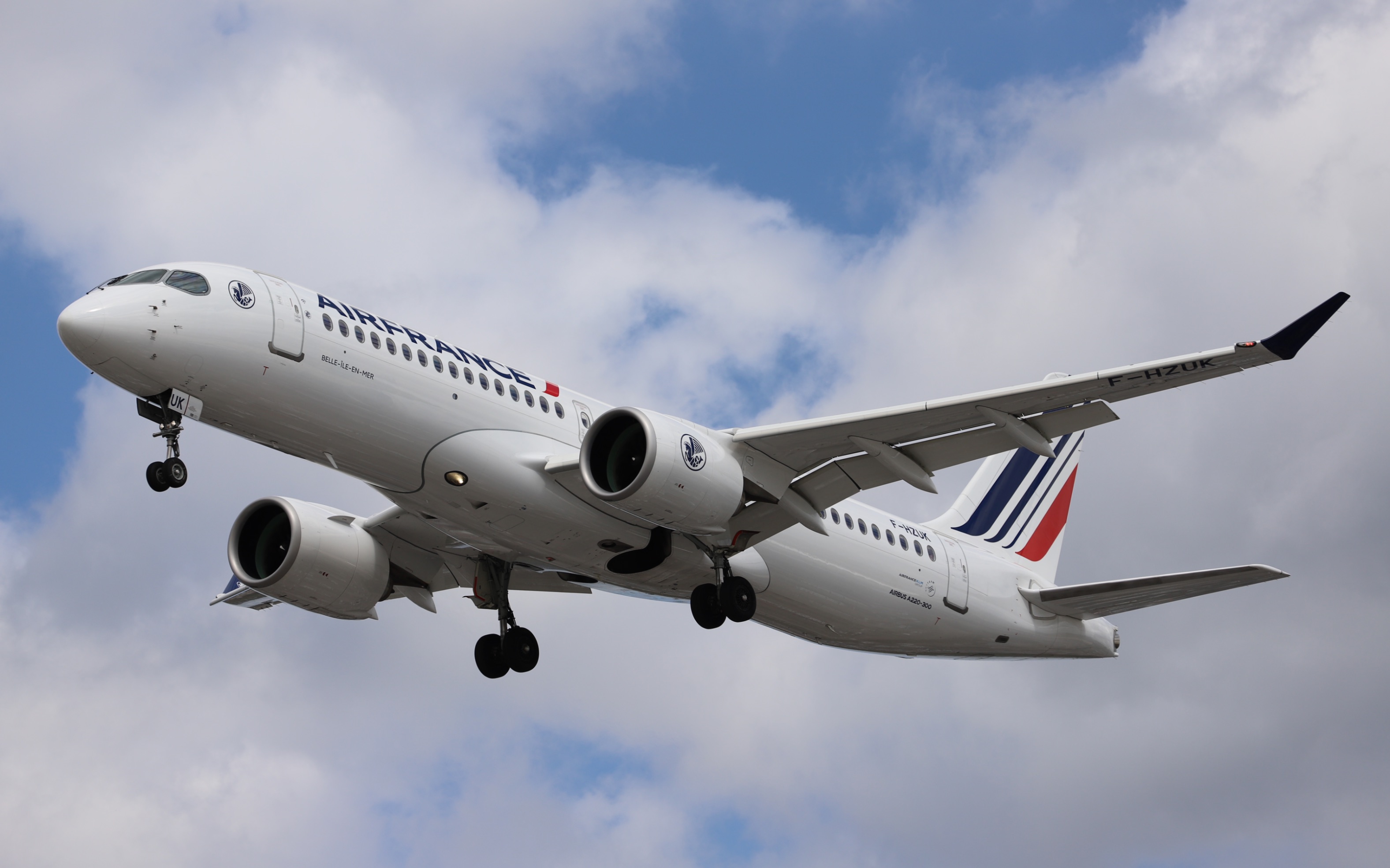 英国航空a320-251n 夜晚着陆伦敦希思罗27r