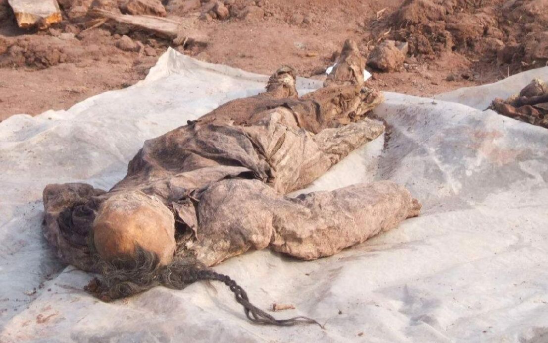 多尔衮死后被掘坟鞭尸, 孝庄为何不加以阻止!却又暗地里流泪!