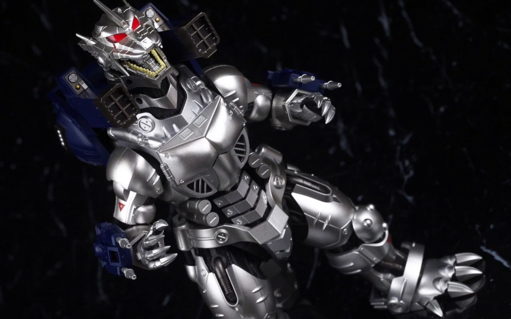 [3万日元]万代5月27日 一般发售 超合金魂gx-103 三式机龙 玩家与对比