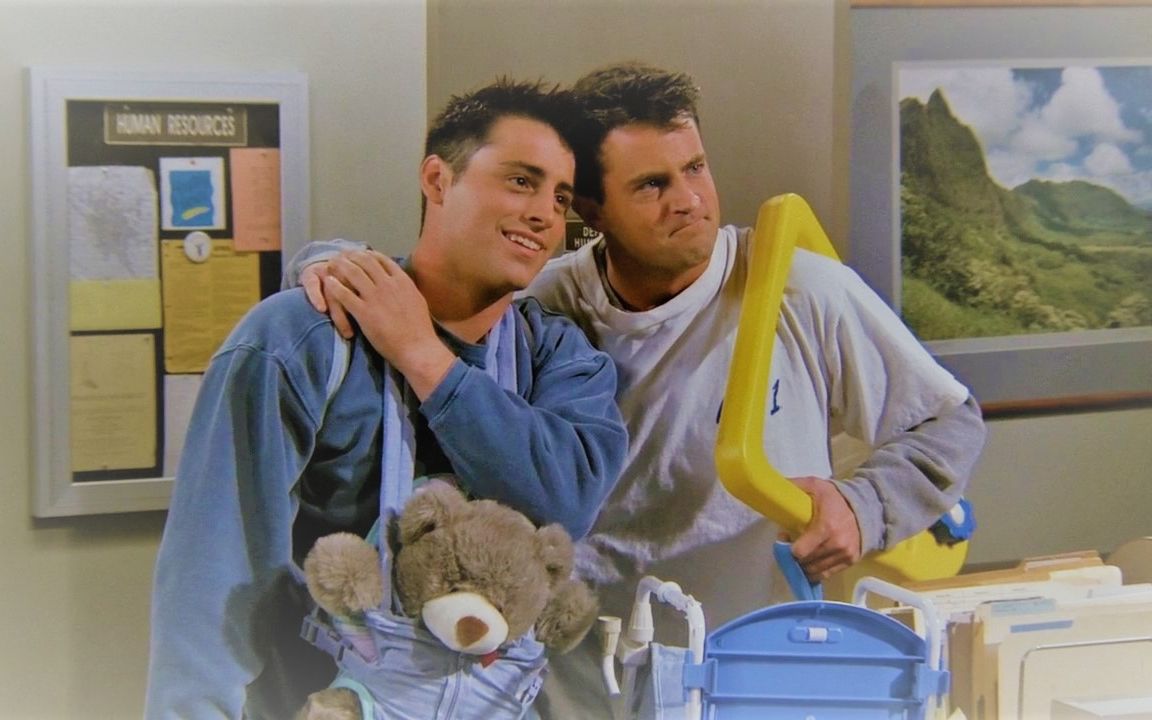 【乔钱之喜】老友记joey&chandler混剪/ bgm:大家来恋爱_哔哩哔哩