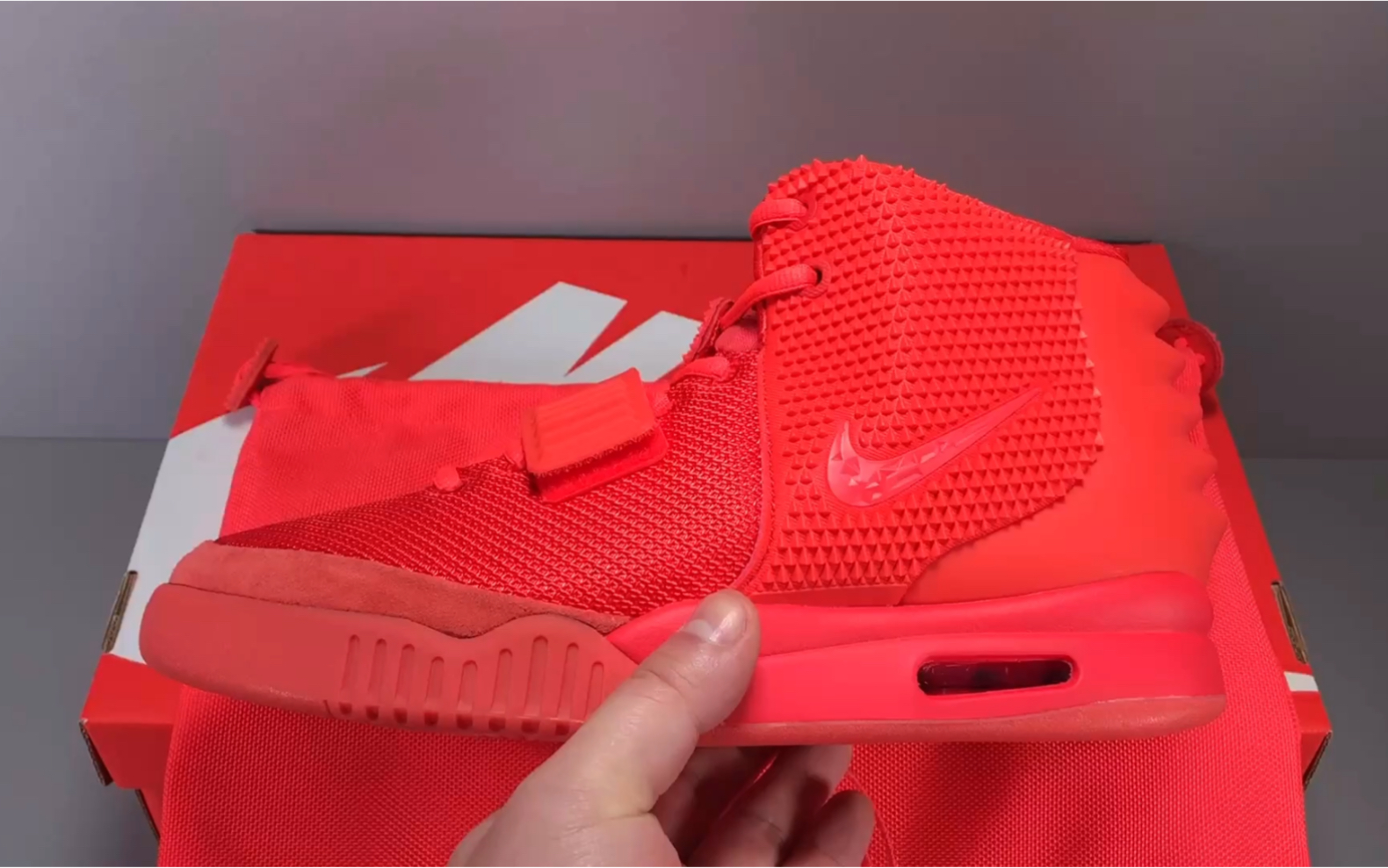 权威实拍 nike air yeezy 2 red october 侃爷 红椰子