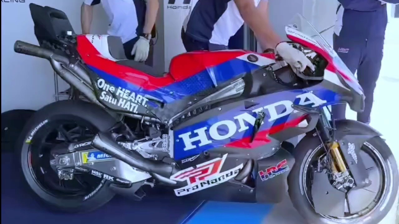 赫雷斯测试本田 rc213v 2024 获得新的空气动力学性能