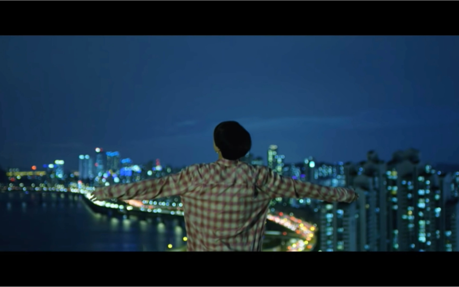 [图]BTS Jungkook 'Still With You' MV