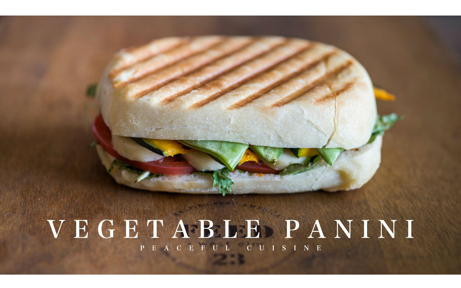 严格的素食主义者蔬菜意式帕尼尼