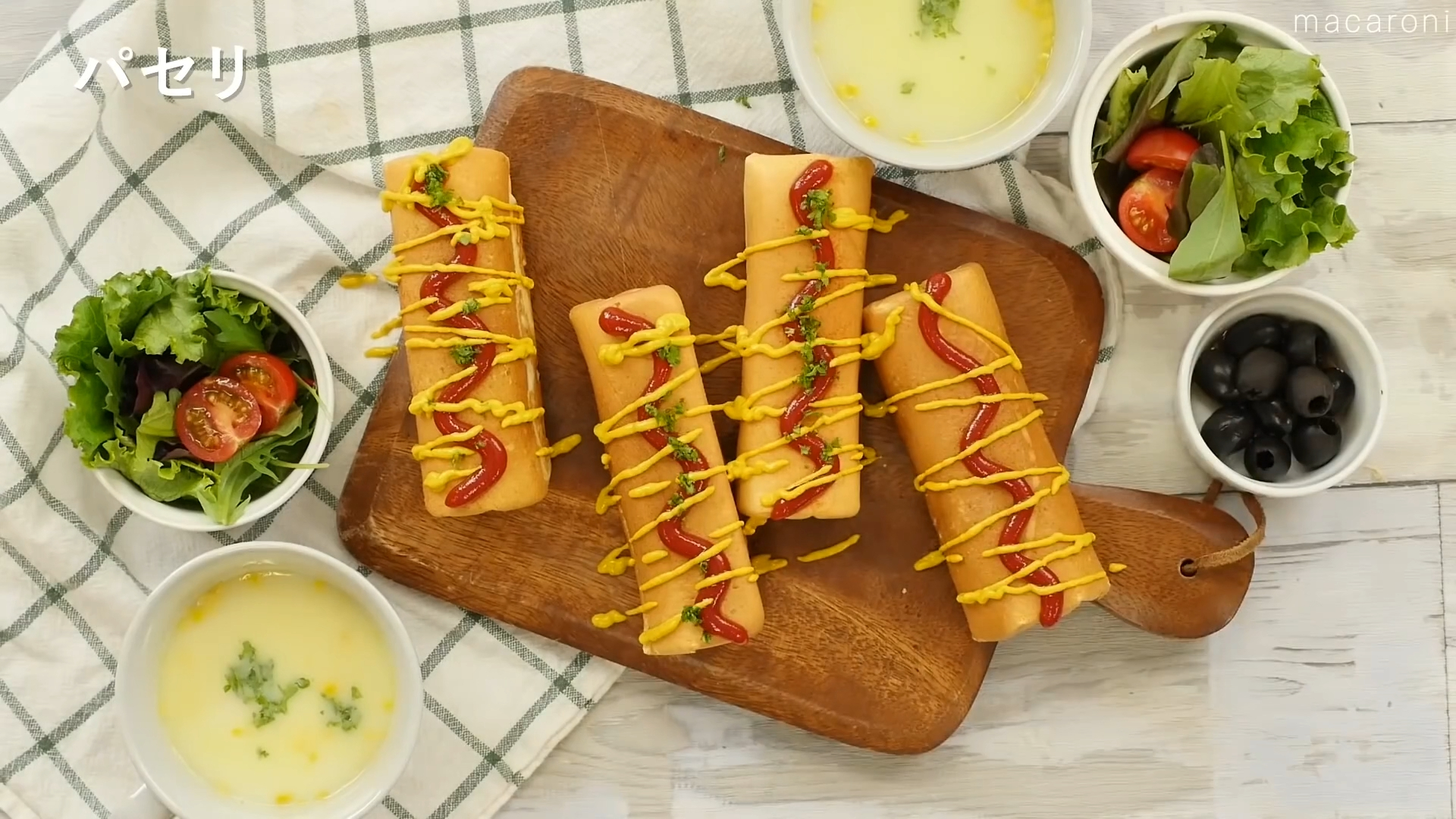 一口幸福的超经典香肠美式面包