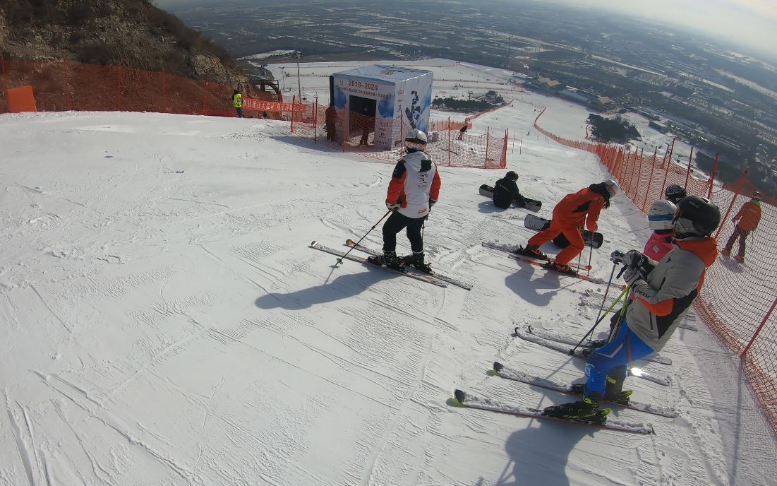 全b站第一个pov滑雪旗门起飞