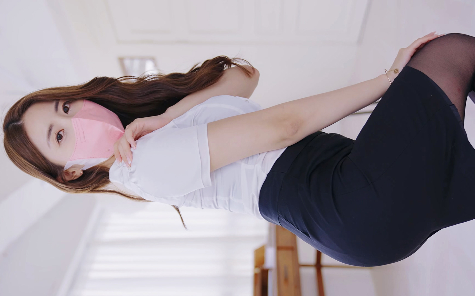 【lovely rose】办公室狙击男士 制服白衬衫迷你裙 服饰穿搭lookbook