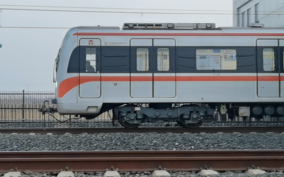 天津地铁5号线李七庄南站下行出站