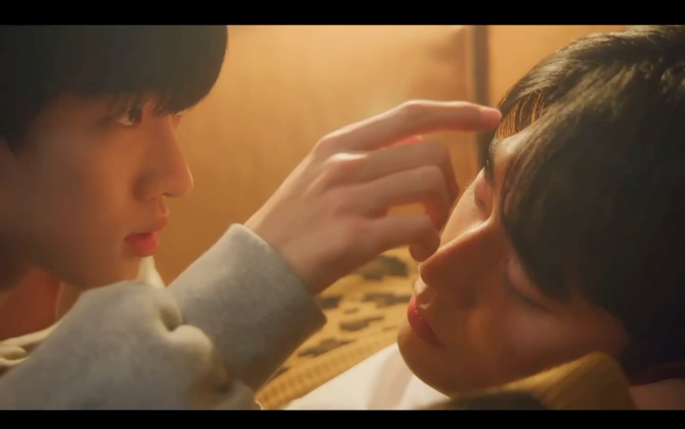 语义错误混剪秋尚宇跟我谈恋爱吧不是体验版而是真正的谈恋爱