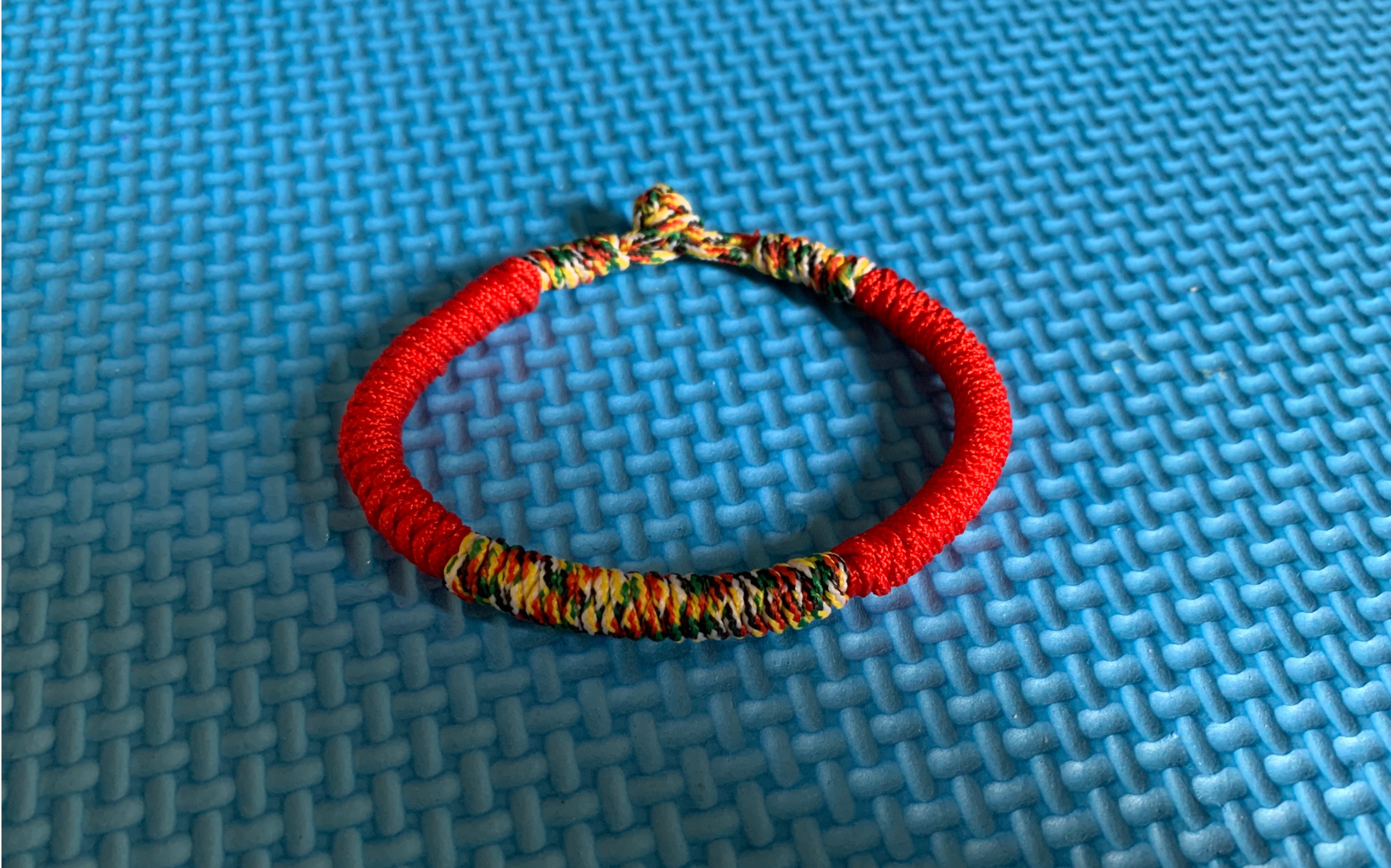 手工编绳:五彩金刚结手链_哔哩哔哩_bilibili