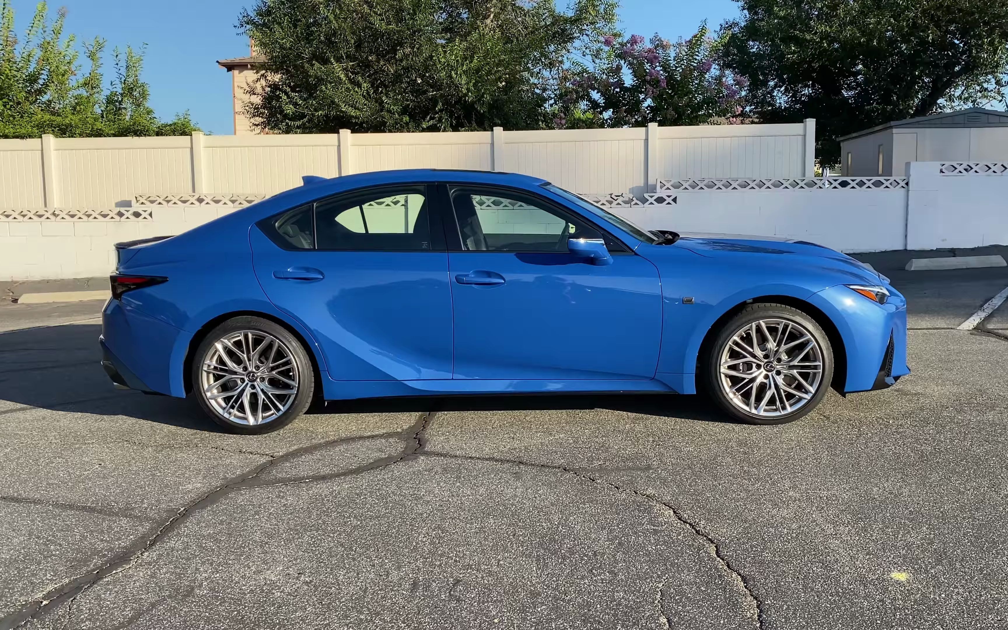 【4k60帧】2022款雷克萨斯 is 500 f sport v8 性能 pov 试驾_哔哩