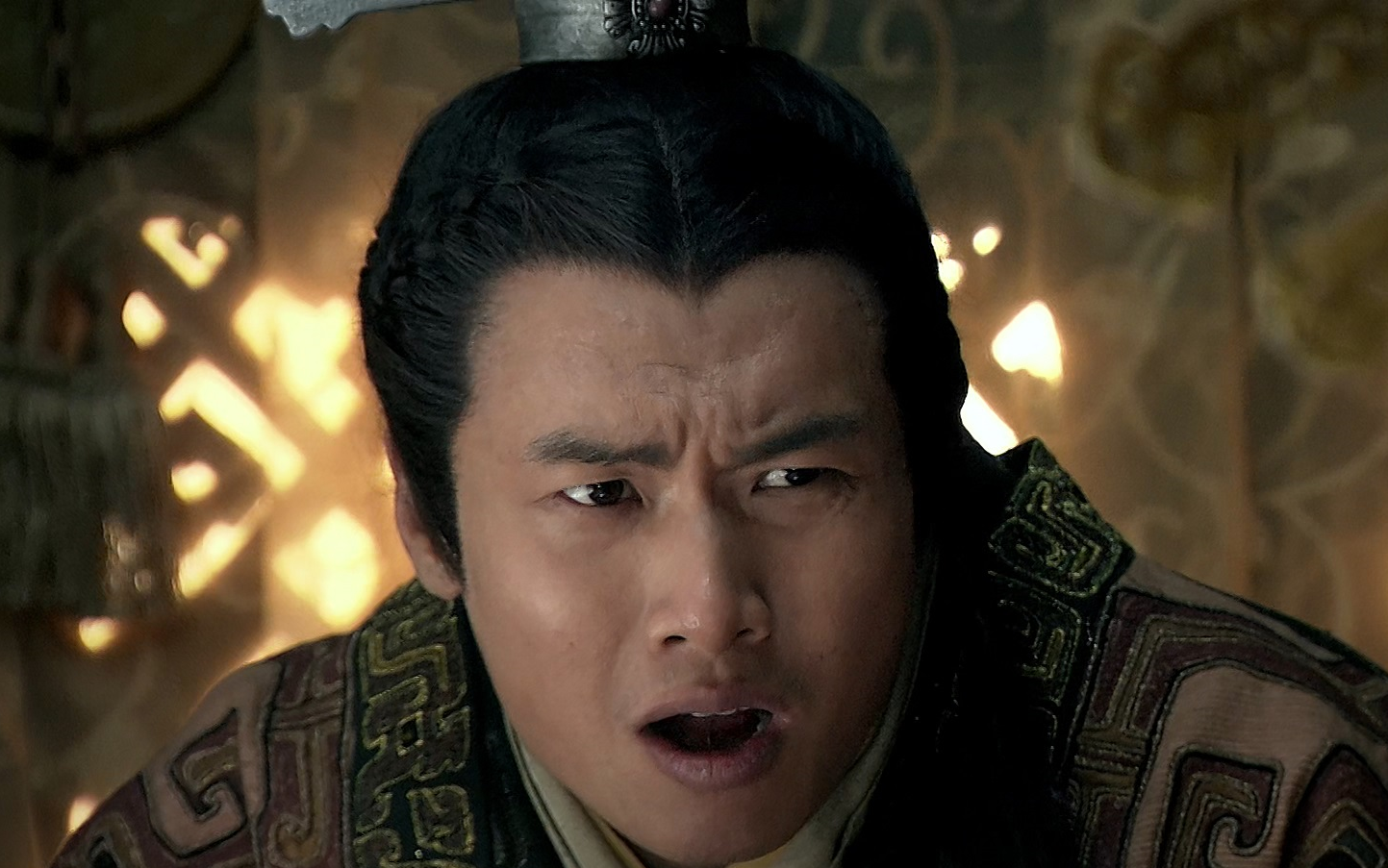 楚汉传奇:赵高以权势滔天,胡亥夸赞他为秦始皇的影子