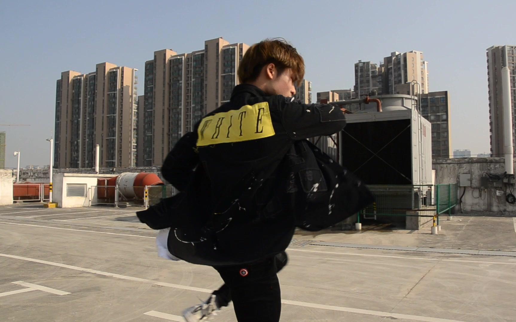 【武汉白熊舞蹈】刘潇雄