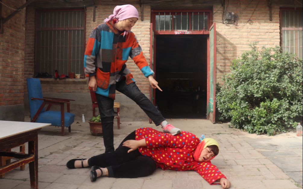 婆婆每天打骂儿媳坐月子竟然喝凉水儿媳妇心会热吗