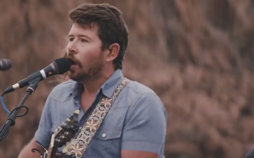 [图]Shane Smith & The Saints - All I See Is You - Live from the Desert