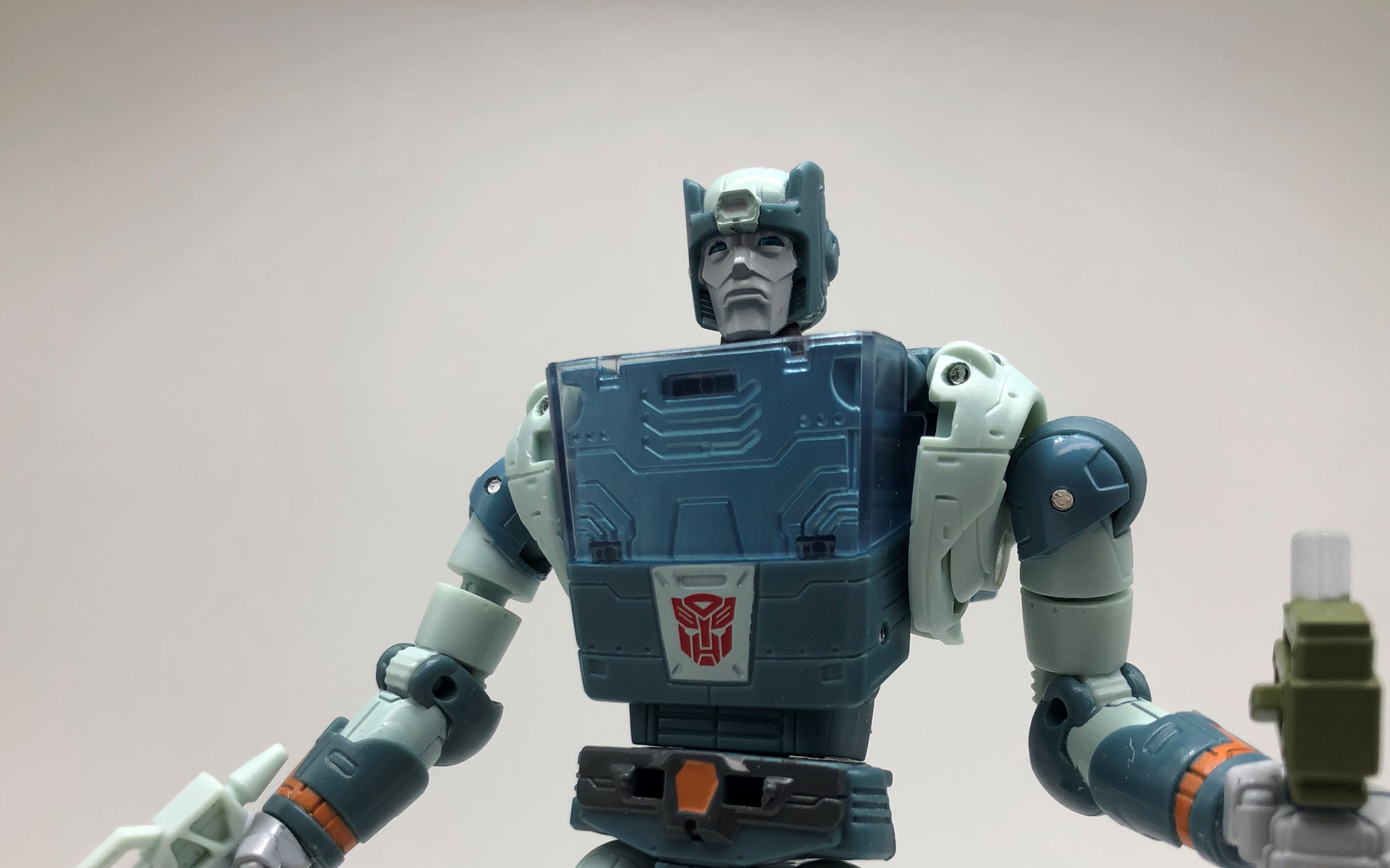 【古兰佐模玩246】原来你手上拿的是零食啊,孩之宝 变形金刚ss86 杯子