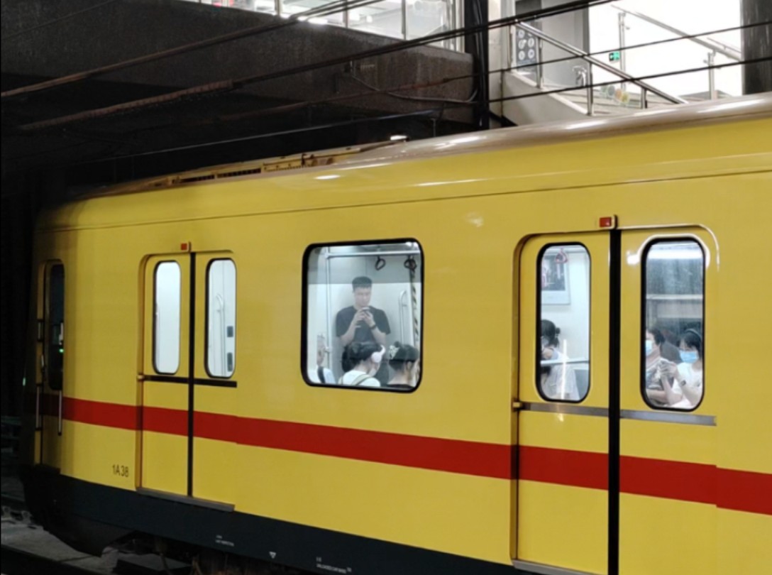 2024年5月16日,本班列车终点站为广州东站,广州地铁一号线a1型电客车1