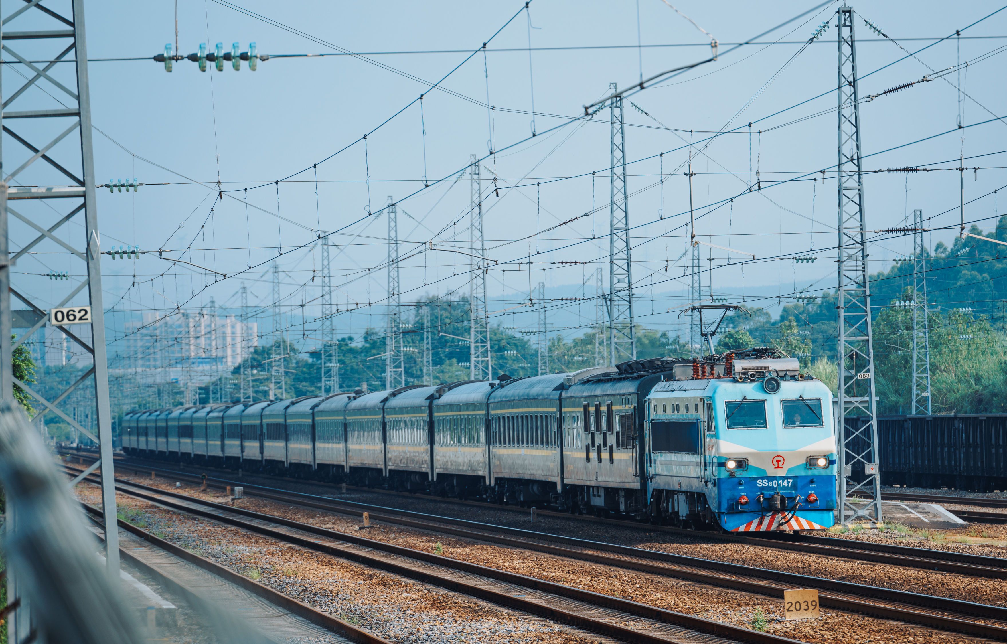 天不生我火车迷,京广铁路无人拍