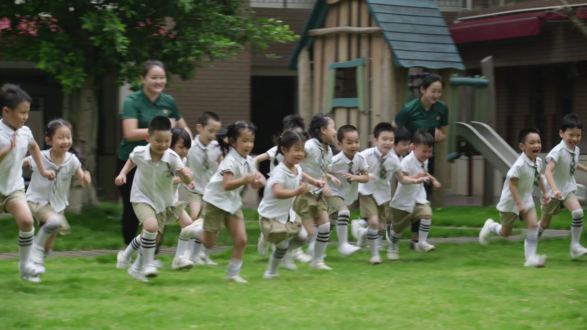 厦门中航城红黄蓝国际幼儿园——蓝一班毕业季微电影