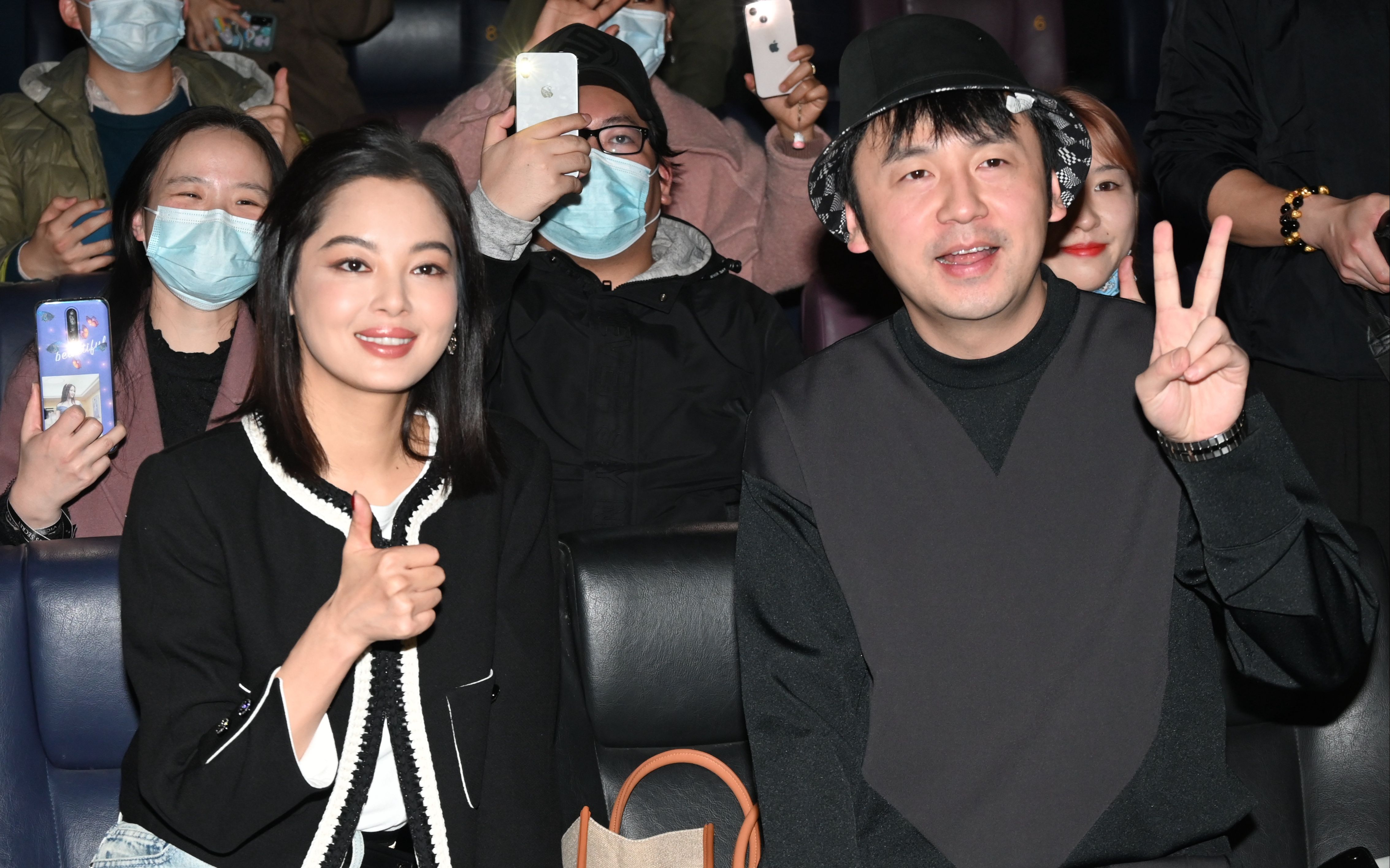 活动  雷佳音,辛芷蕾现身《古董局中局》上海路演 与粉丝分享拍摄趣事