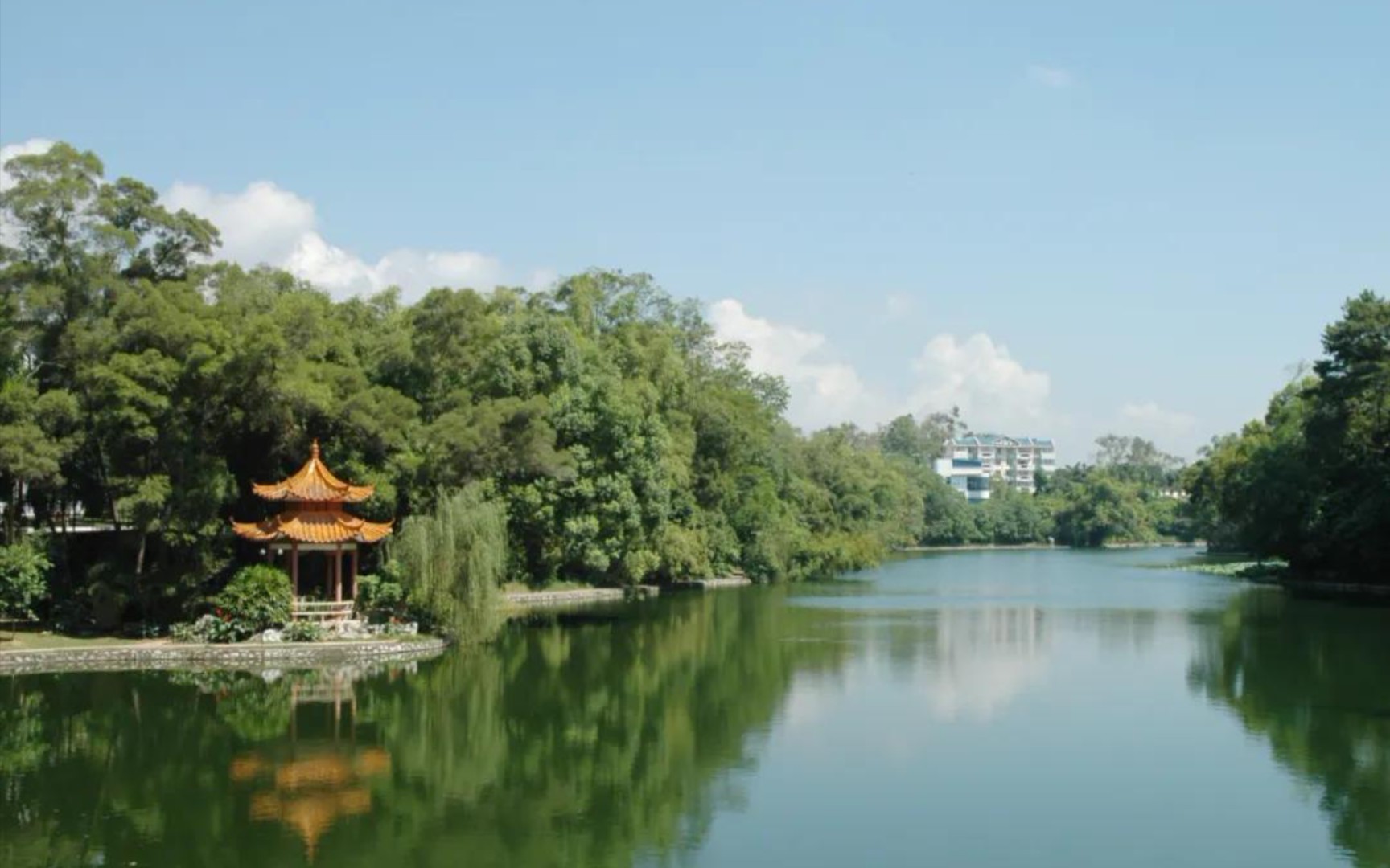 航拍下的广西民族大学西校区
