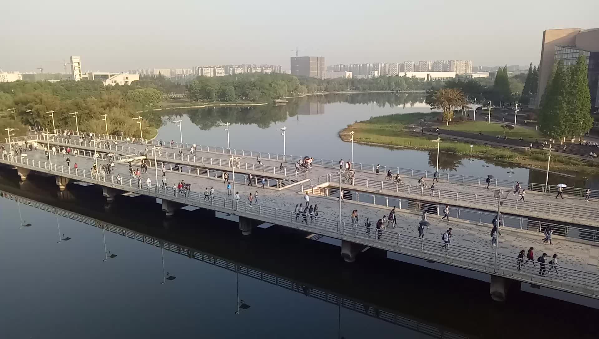 川大早七点半的长桥