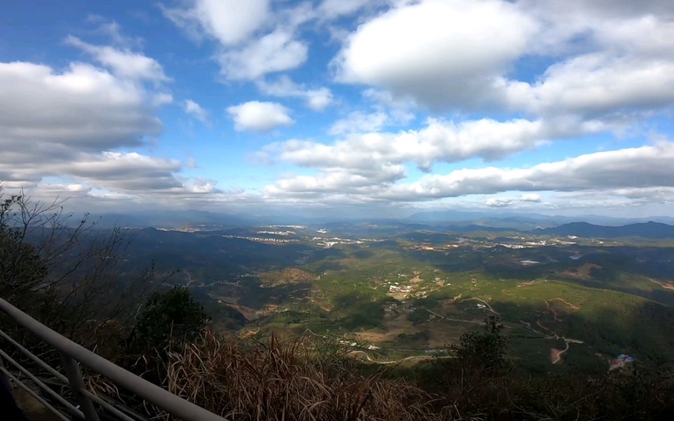 泉州天马山是属于德化还是永春的?终于爬上最高的两座峰,一览众山小.