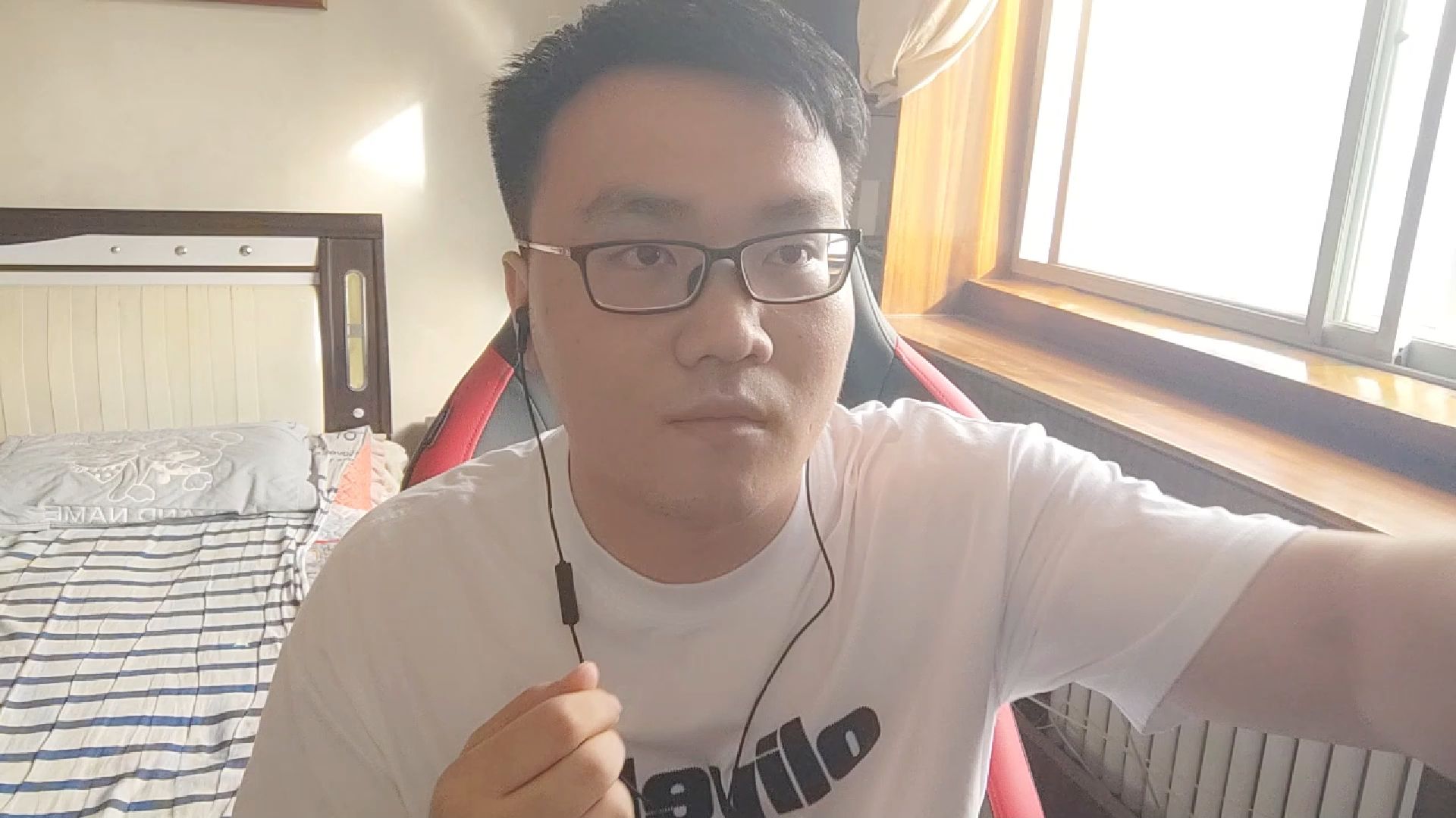 摇曳露营△ 第三季 1 反应视频