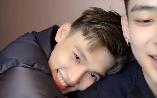 鹤楷男友力max土味情话亲亲