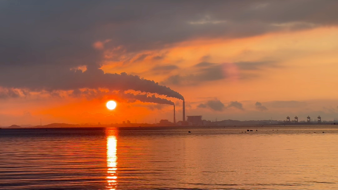 凌晨的海和日出我都要看