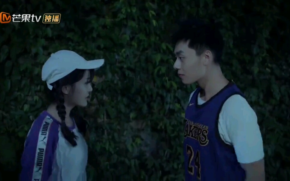 时光与你都很甜洛钦歌陈易木陈易木一直都默默守护着洛钦歌