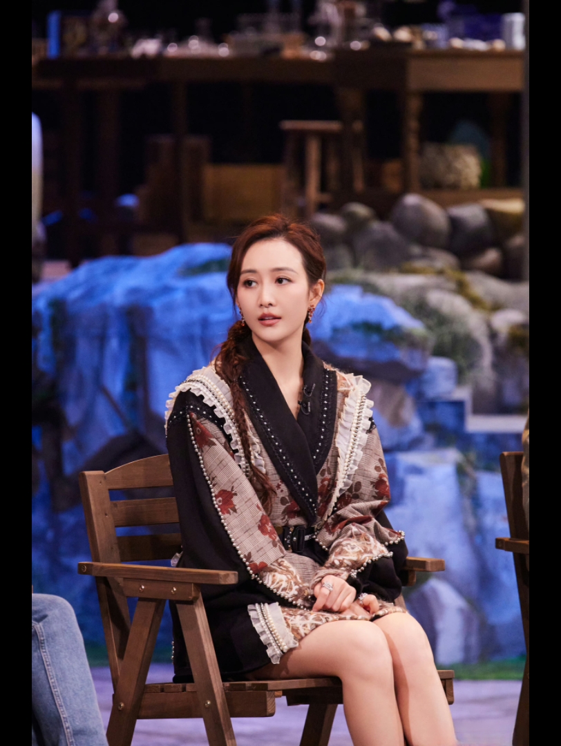 明星大侦探鸥助理