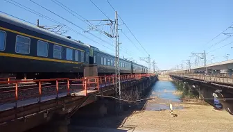 【中国铁路】K45快速通过永定河桥。
