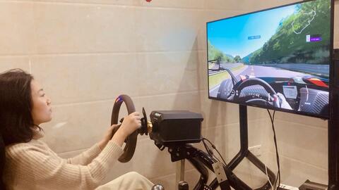 Gt Sport简直就是艺术品 用fanatec Dd2玩起来力回馈效果比图马斯特tgt好上百倍 哔哩哔哩 つロ干杯 Bilibili