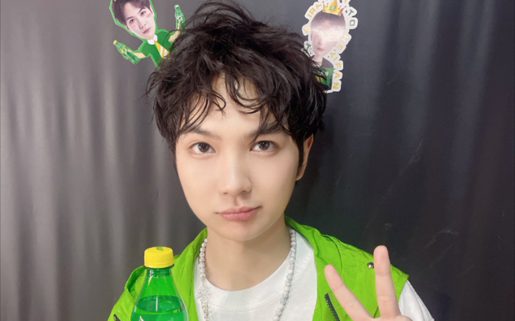 何屹繁怎么这么可爱啊!(生日快乐呀)