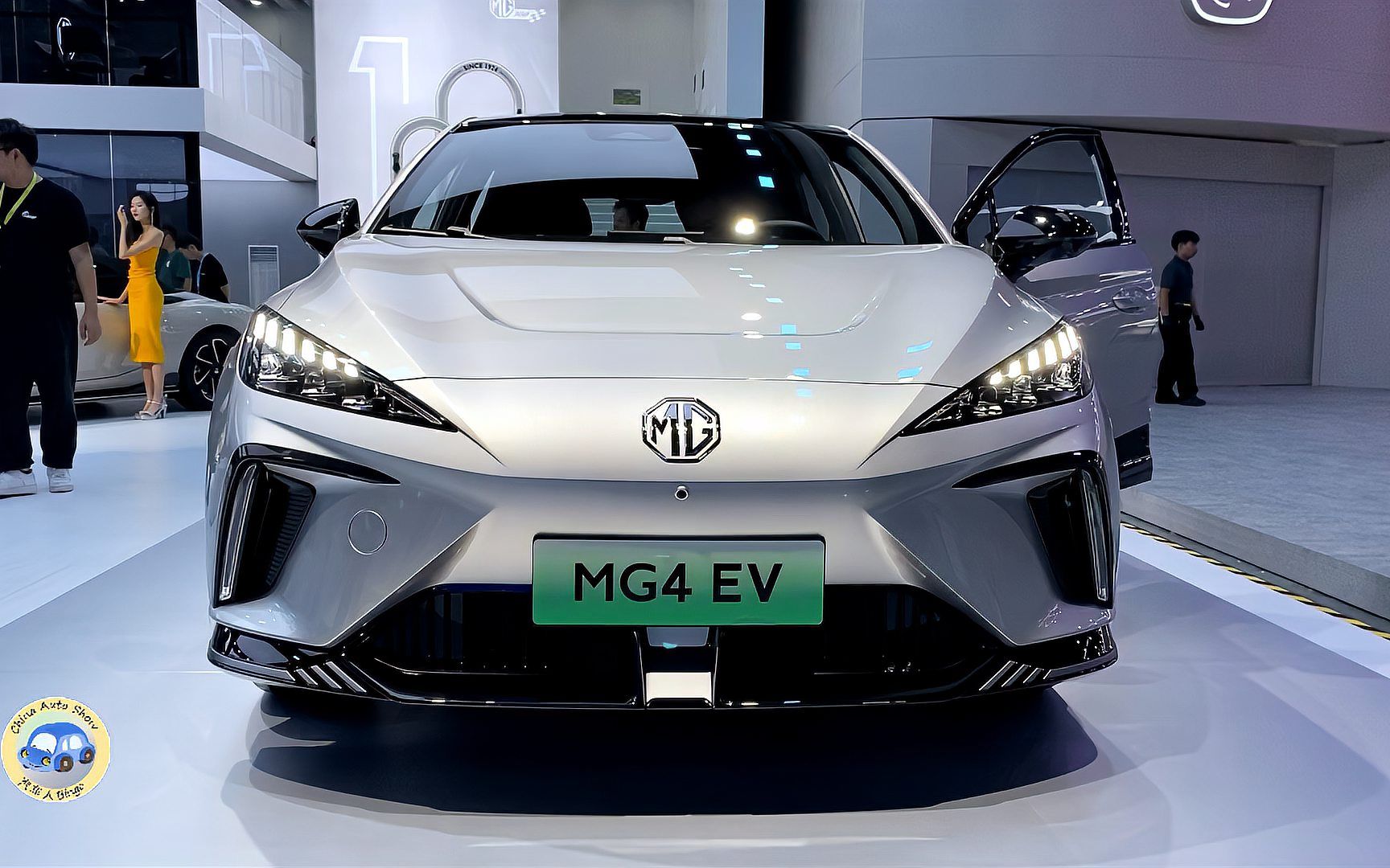 2023款名爵mg4终于来了!配2.0t 9at 无框车门,外观不输奥迪a7