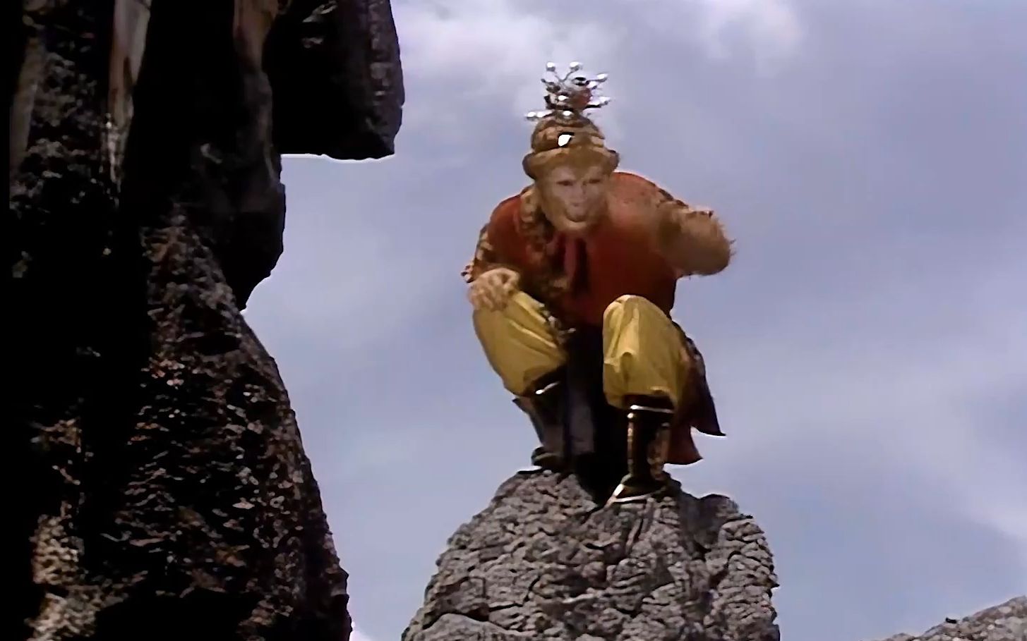 夺宝莲花洞,八戒探路被悟空捉弄