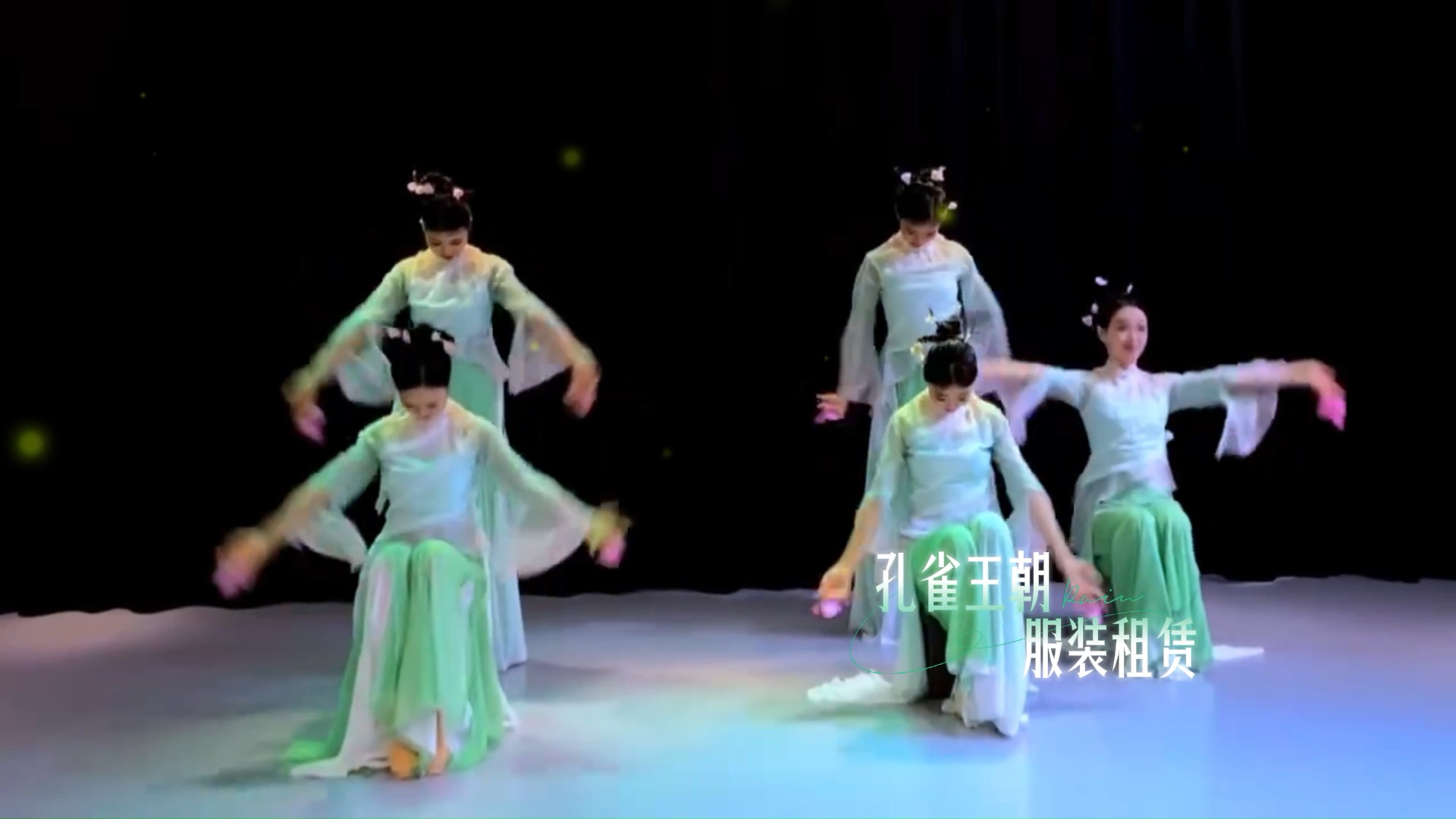 胶南精选演出服装租赁