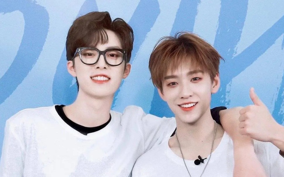 青春有你3|徐新驰×余景天|【驰余】|你是我专属的melody_哔哩哔哩