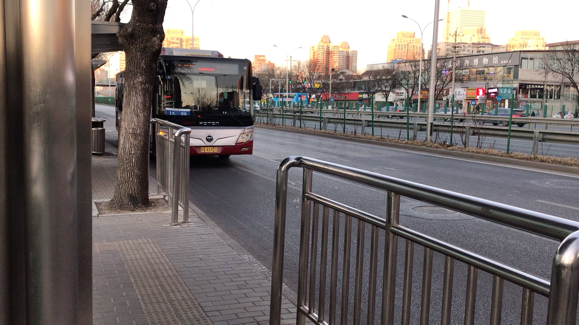 北京公交344路气鹰进祁家豁子