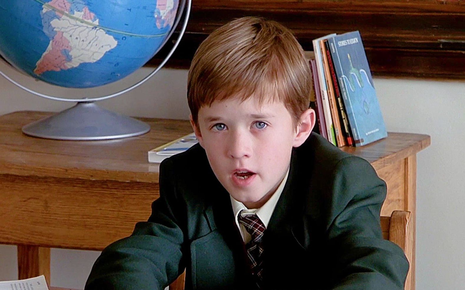 活动作品第六感小男孩天生阴阳眼这是我看过最感人的鬼片