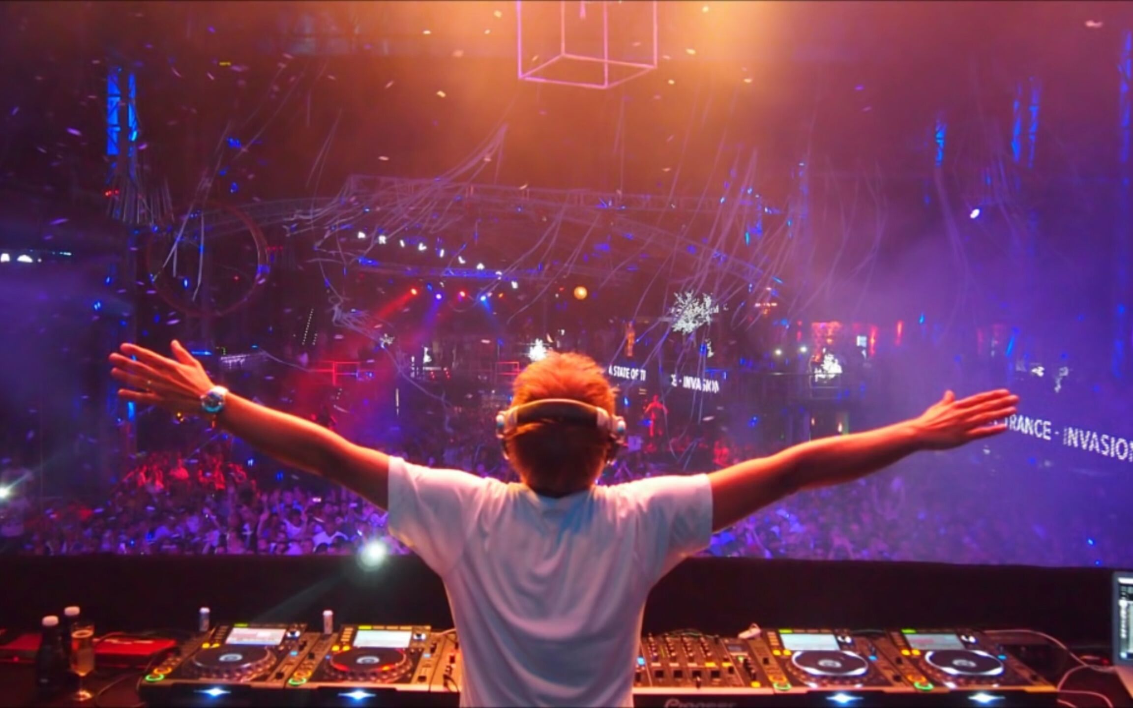 『开口脆』迷幻嗓音极致瞬间,小马丁戳爷这首歌才是第一!