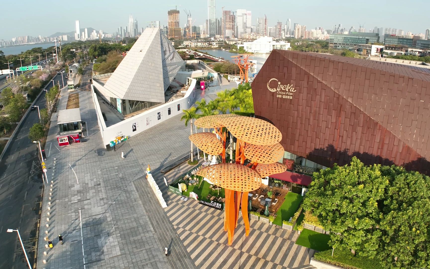 航拍深圳之-华侨城欢乐海岸