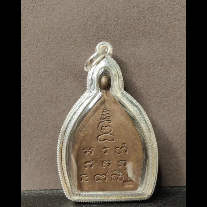 龙婆遮2535座山佛,难得师傅的真品(无卡,但有原庙壳日子,比什么都权威