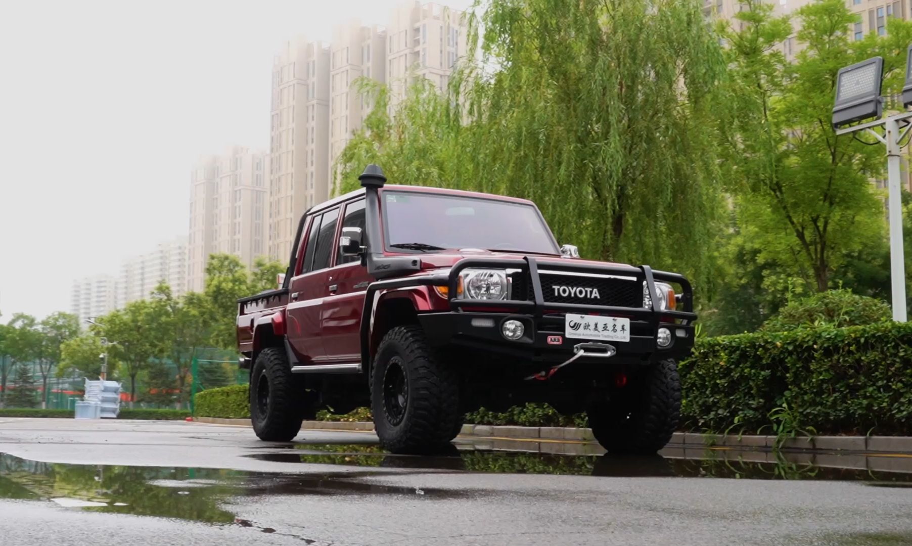 丰田lc79皮卡6x6报价图片