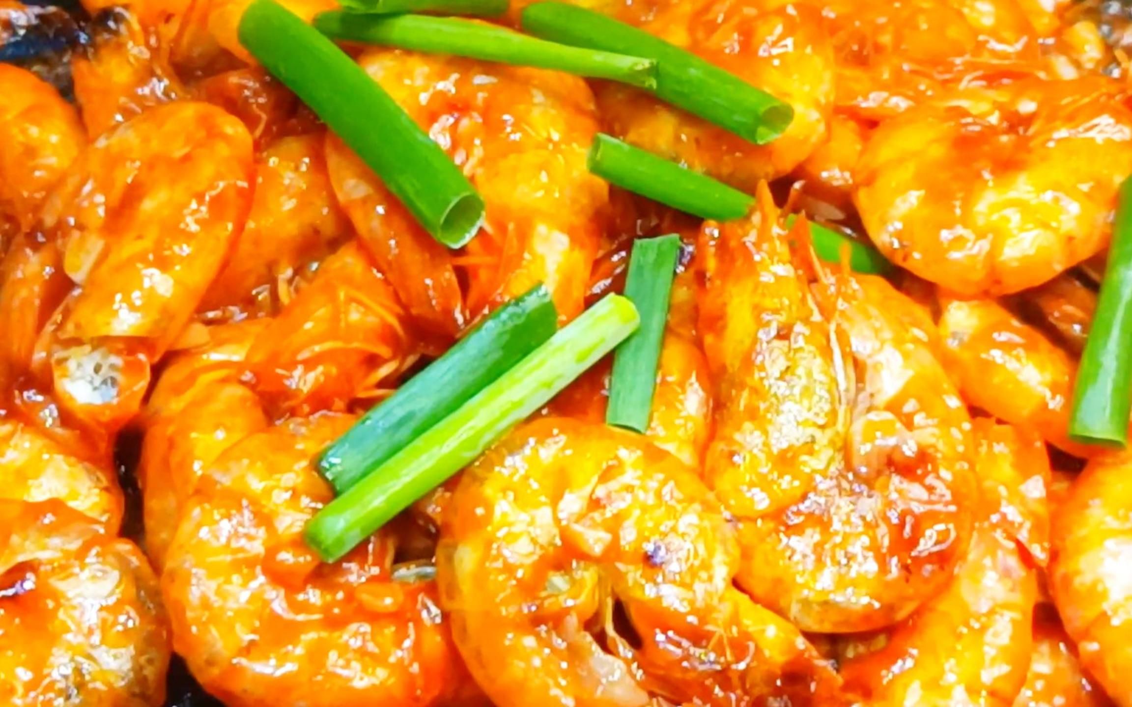 蒜香茄汁虾,酸酸甜甜连虾壳都可以吃