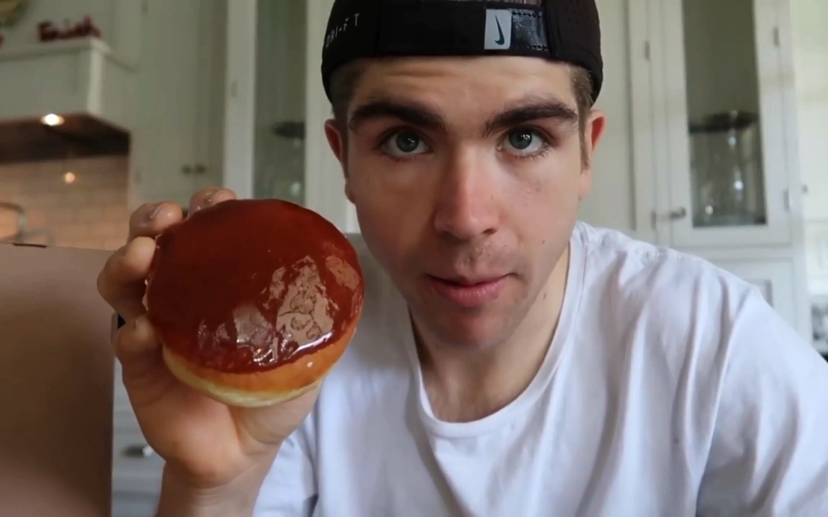 【甜甜圈男孩mikey】cheat day20180128