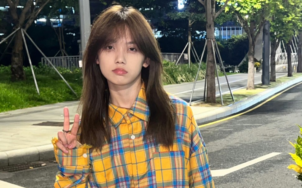 230711 陈三一直播cut 有o女士声音小小出现